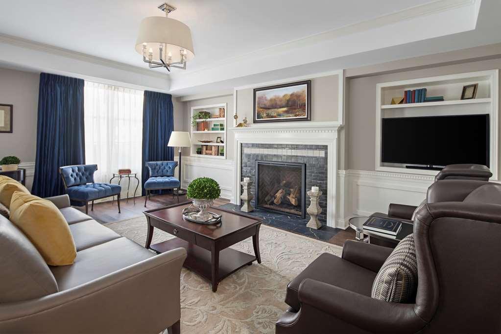 The Hancock Hotel Findlay Room photo